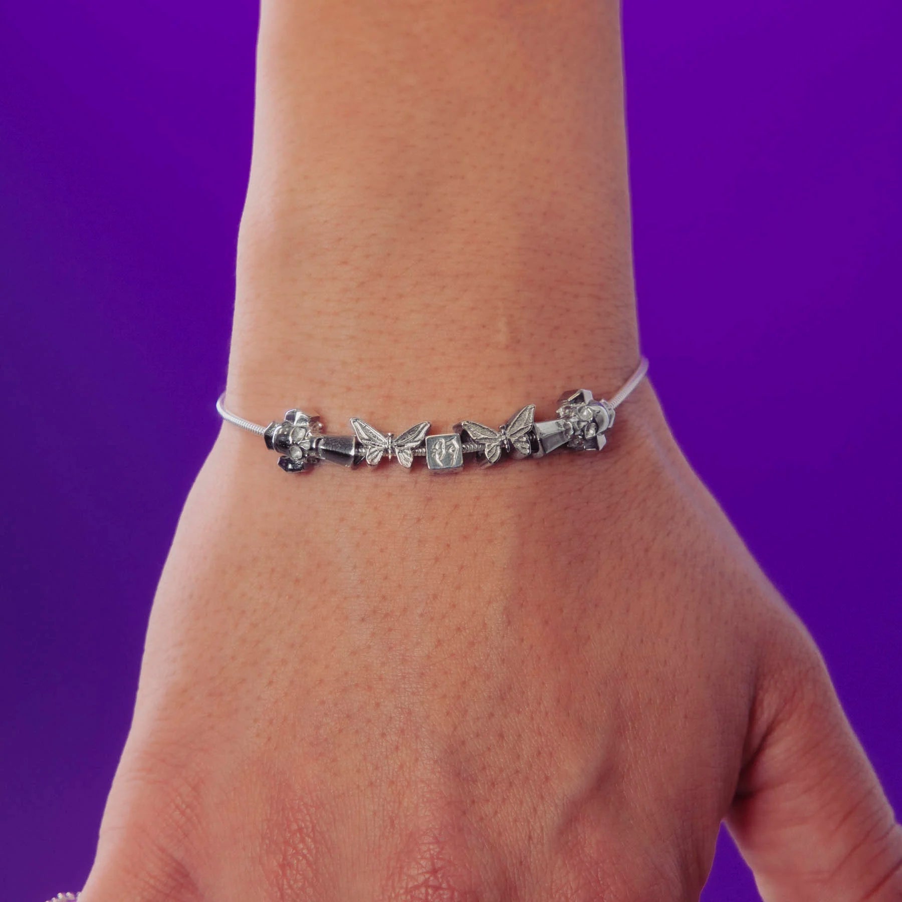 CUSTOMIZABLE FRIENDSHIP BRACELET