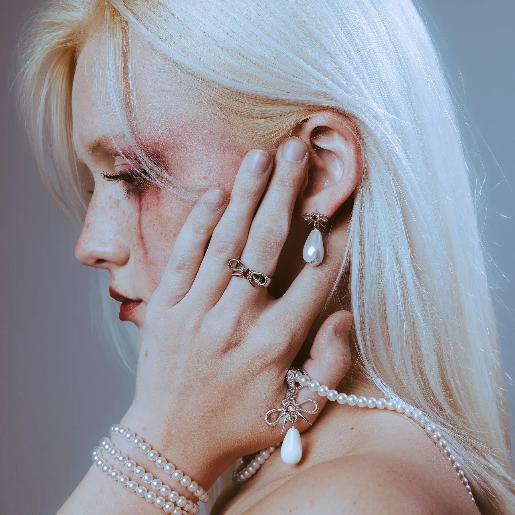 REPUTATION EARRING