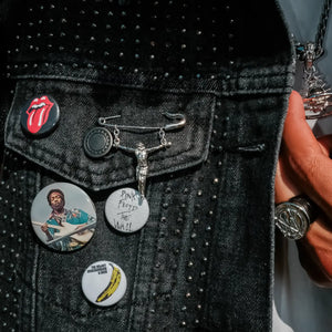 "JESUS BRINGS SAFETY" PIN - Hard Jewelry™