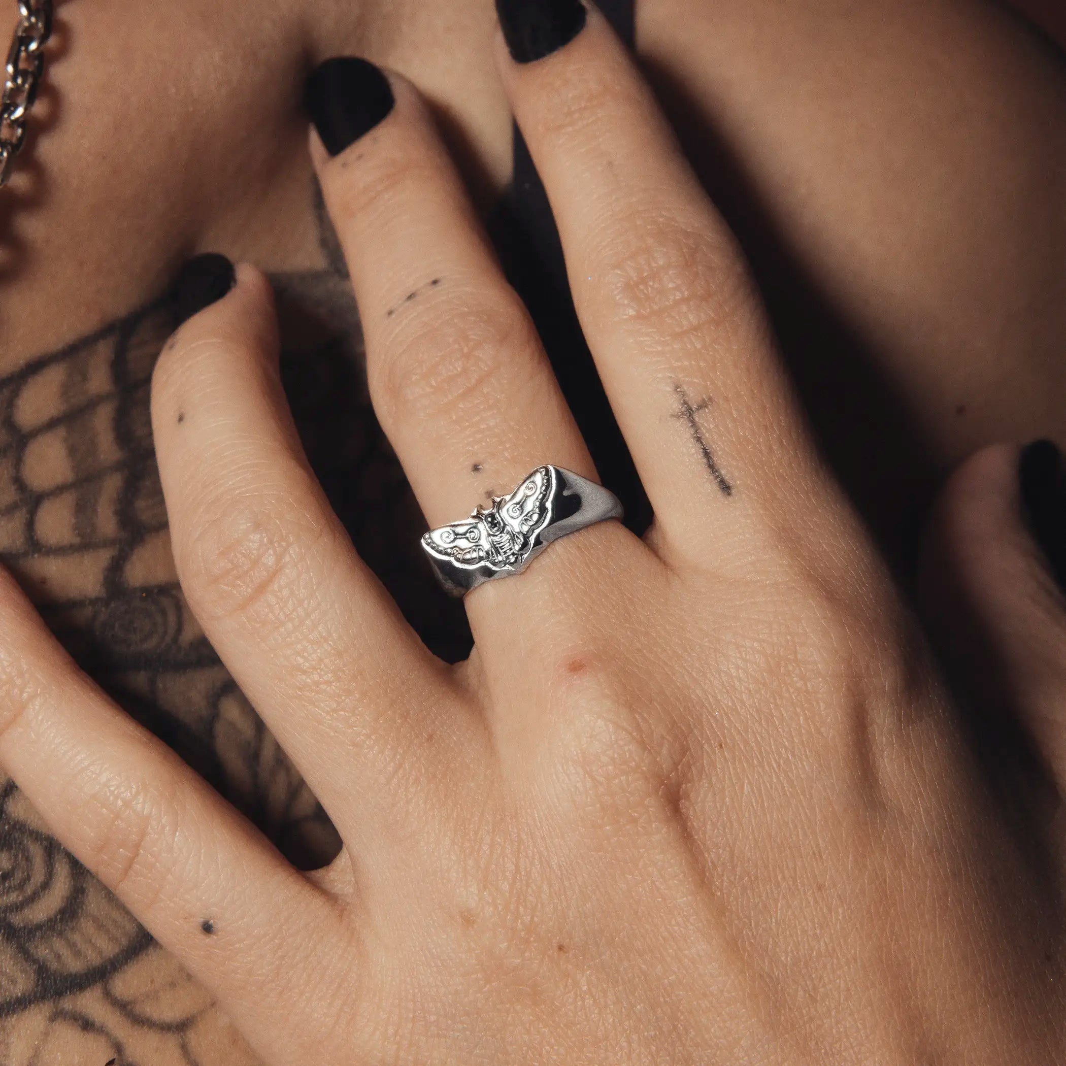 MOTH RING - Hard Jewelry™
