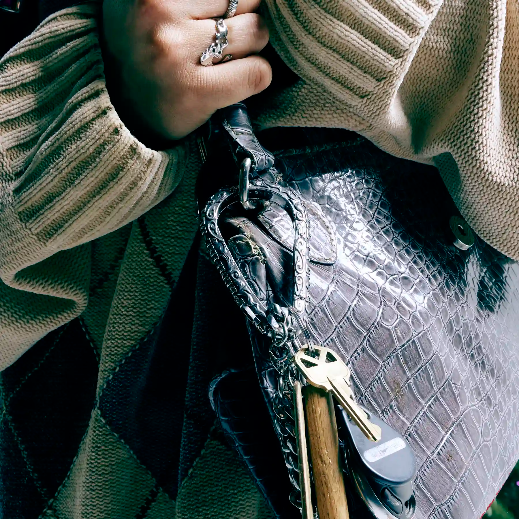 CATACOMBS CARABINER - Hard Jewelry™