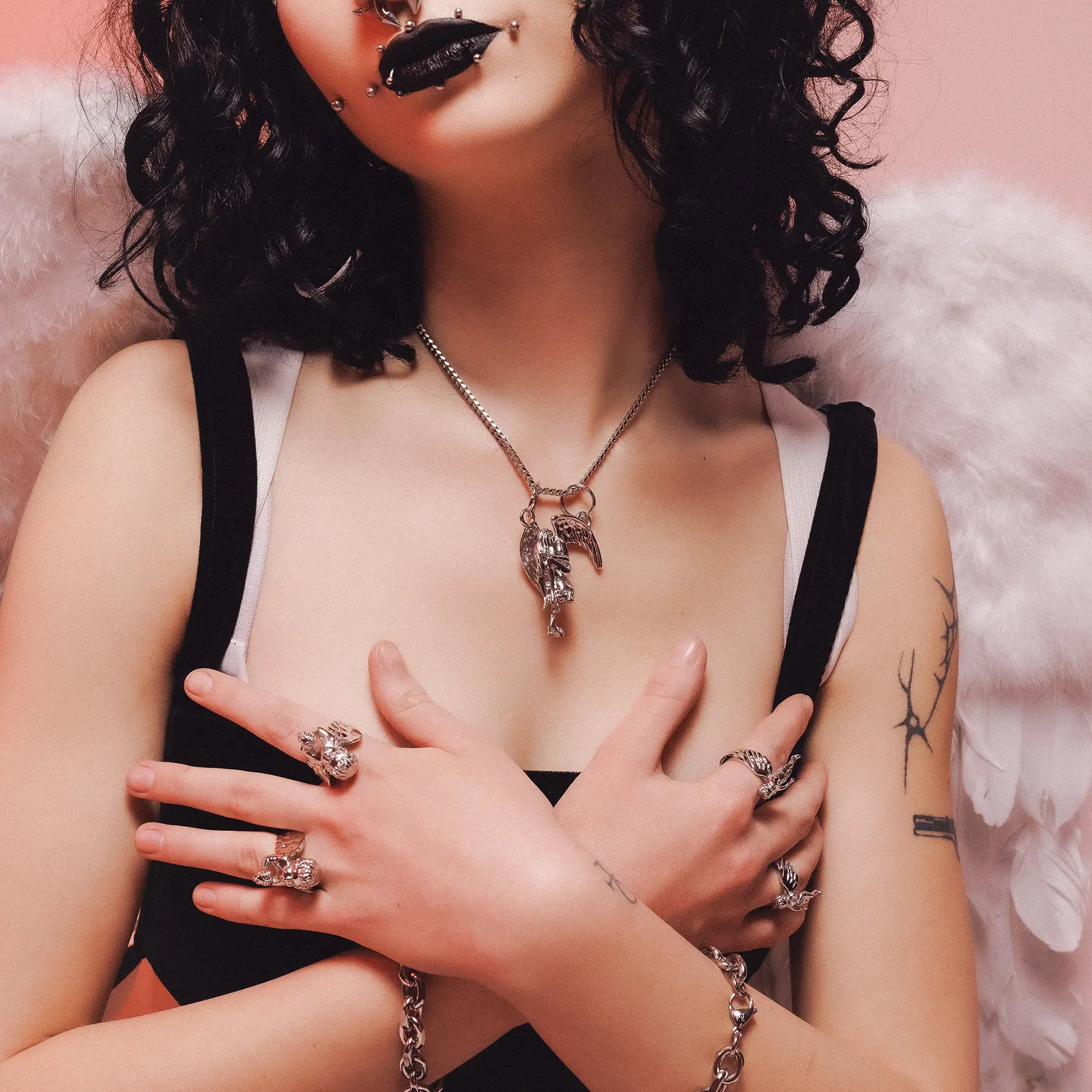 WEEPING ANGEL PENDANT - Hard Jewelry™