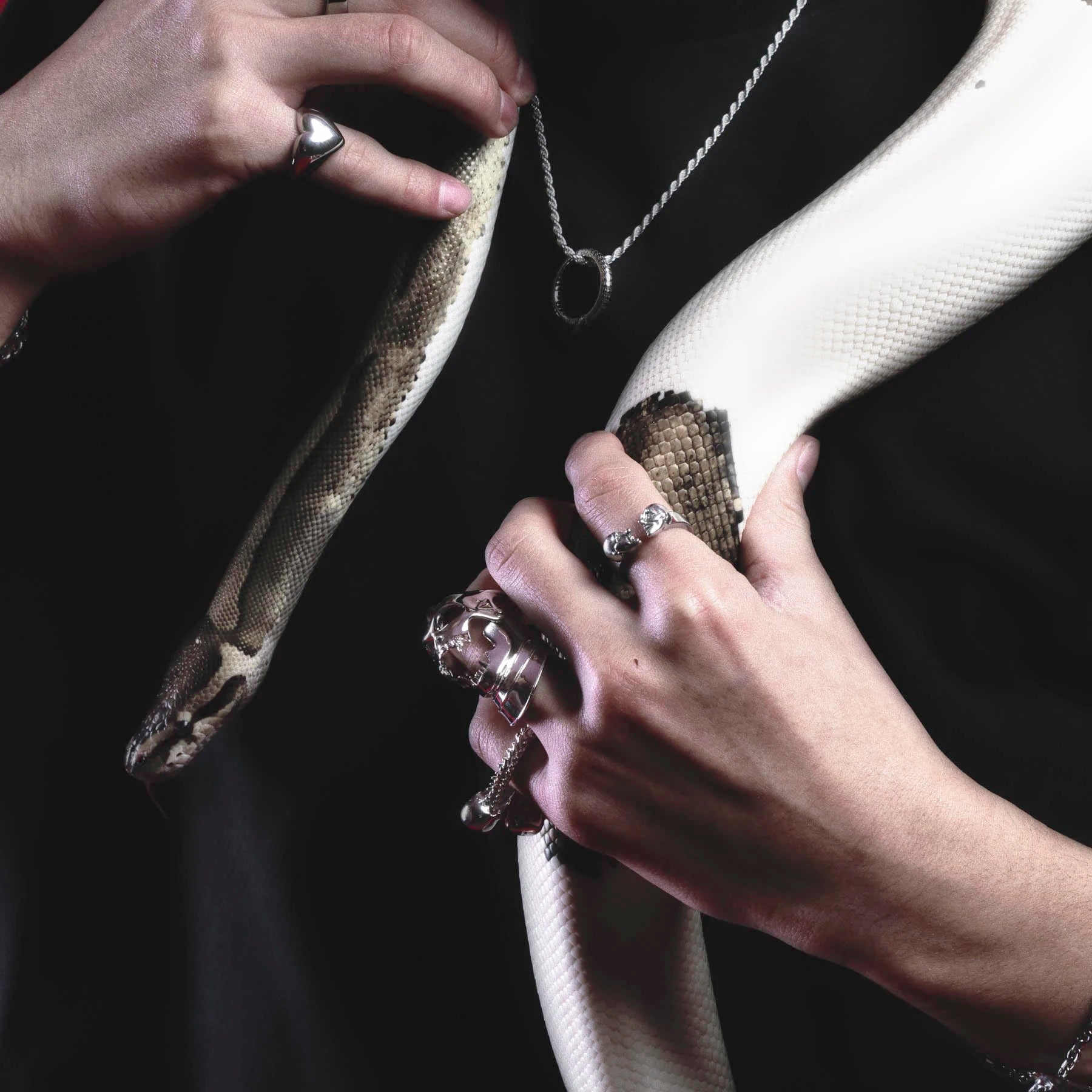 FLOODED ARMOR RING - Hard Jewelry™