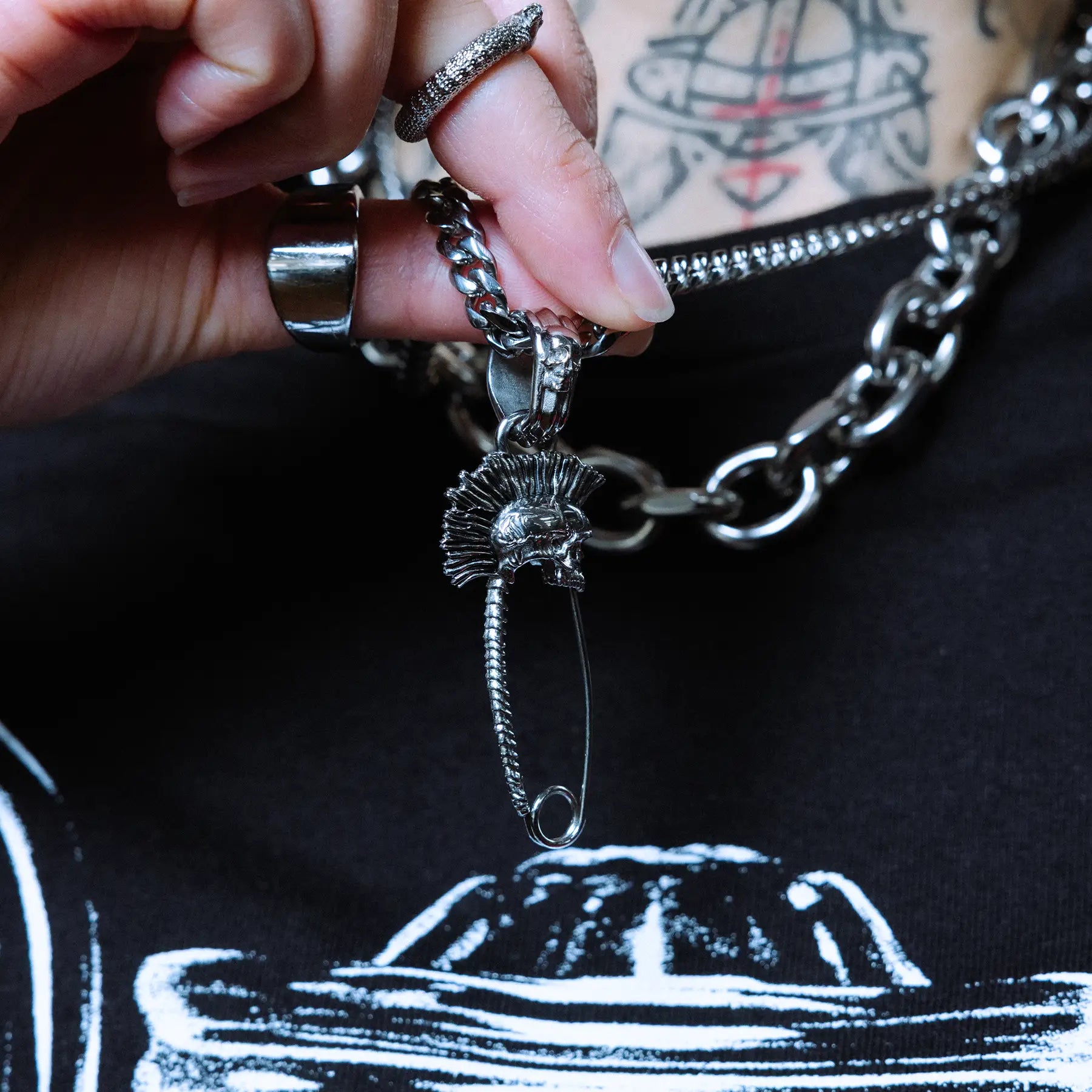 PUNK SAFETY PIN PENDANT - Hard Jewelry™