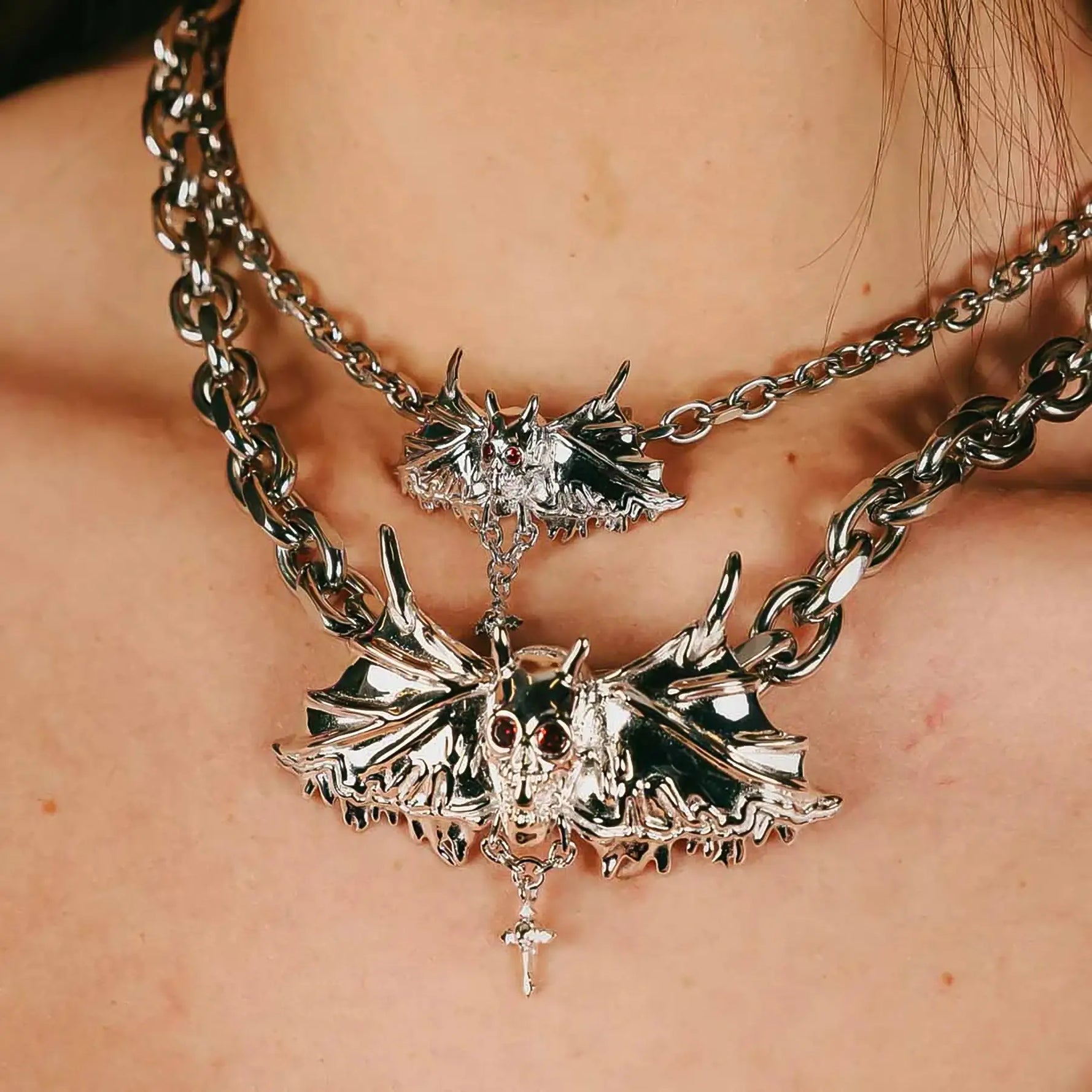 DAISY THE DAYSTALKER PENDANT - Hard Jewelry™