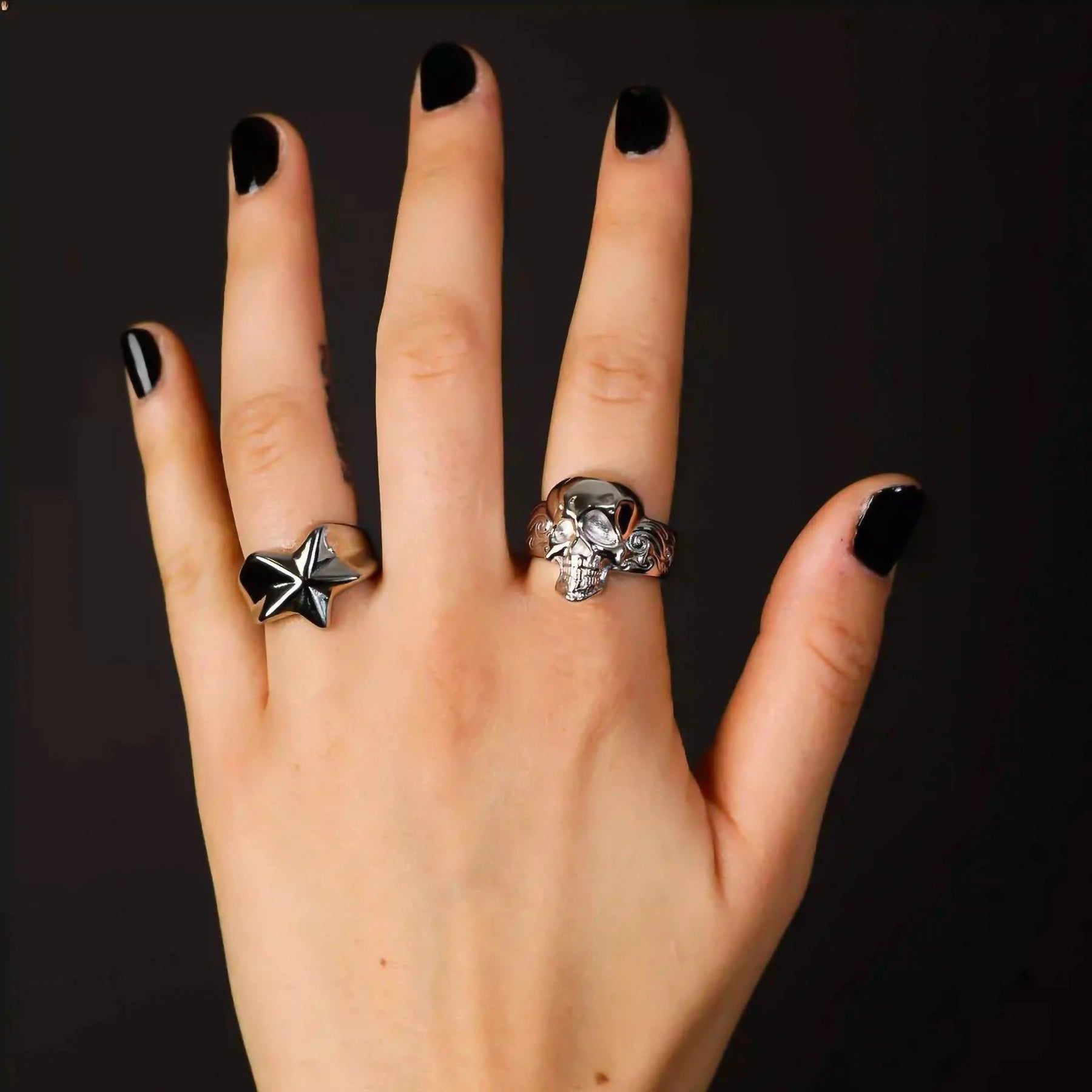 付属品有 コディサンダーソン 3 interlocking Star Ring