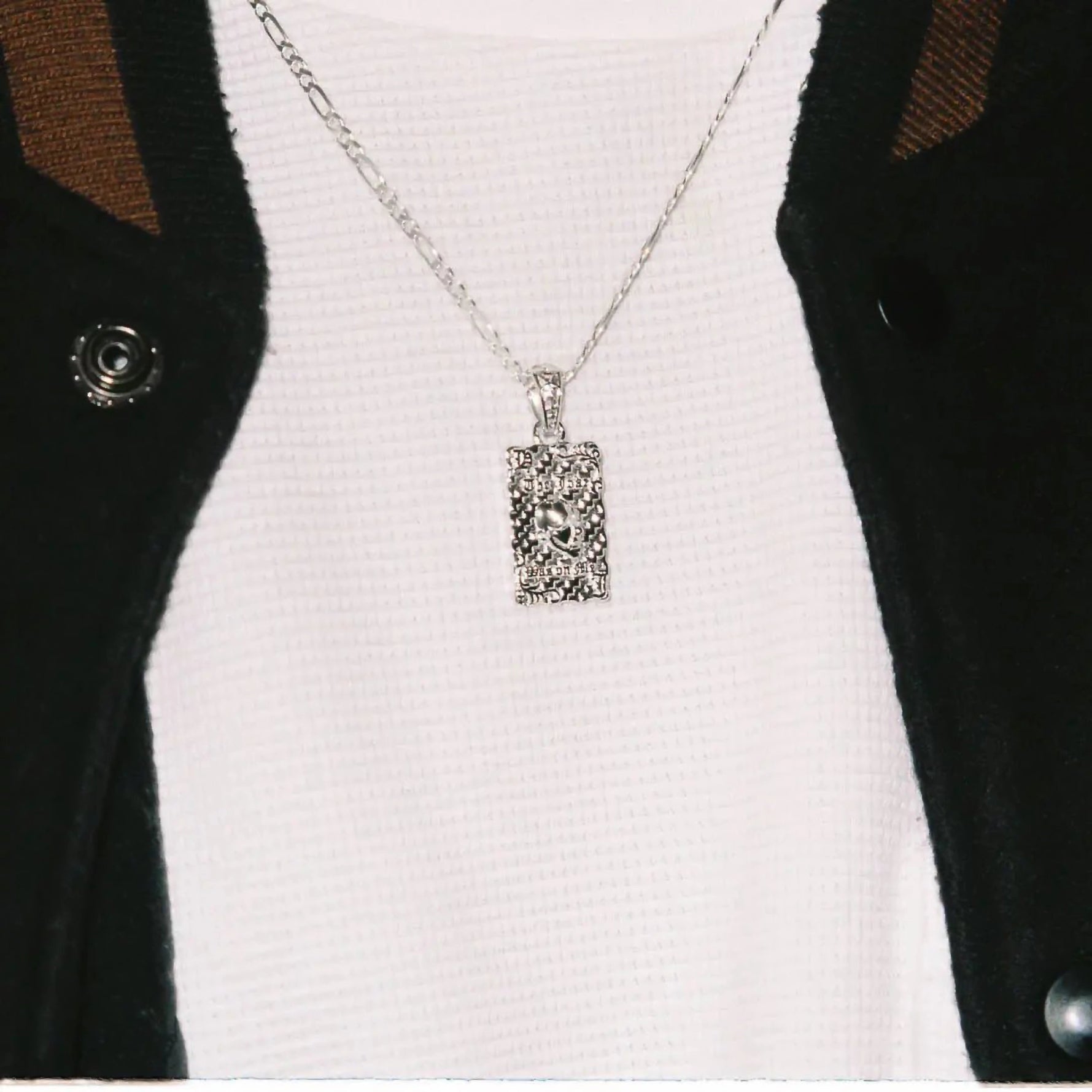 LAUGH NOW, DIE LATER PENDANT - Hard Jewelry™