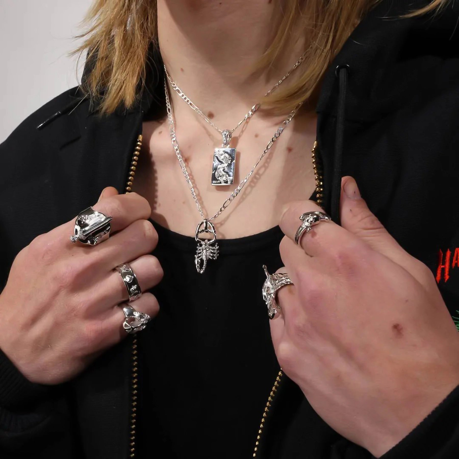 RISING SCORPIO PENDANT - Hard Jewelry™