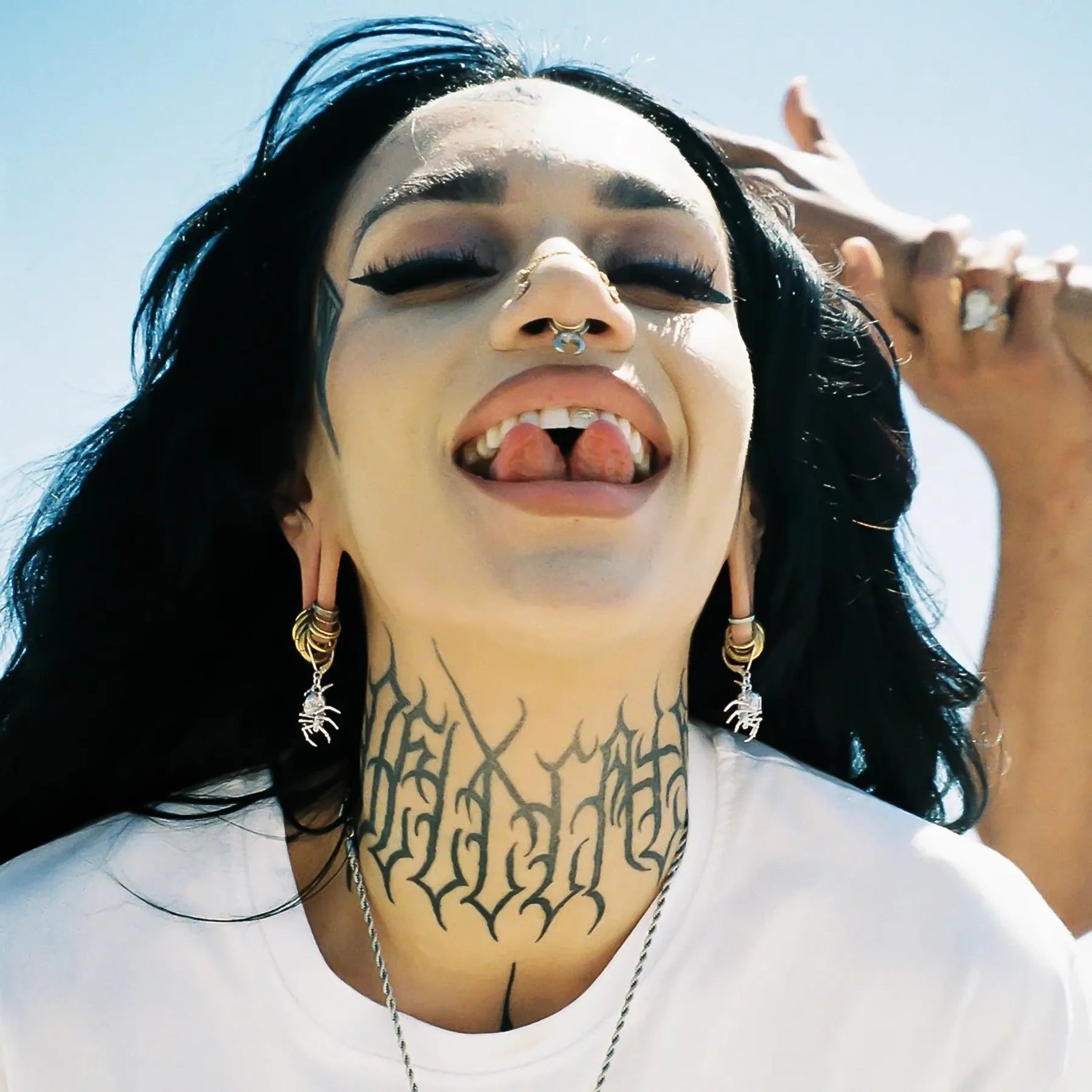 SPIDER SKULL EARRING - Hard Jewelry™