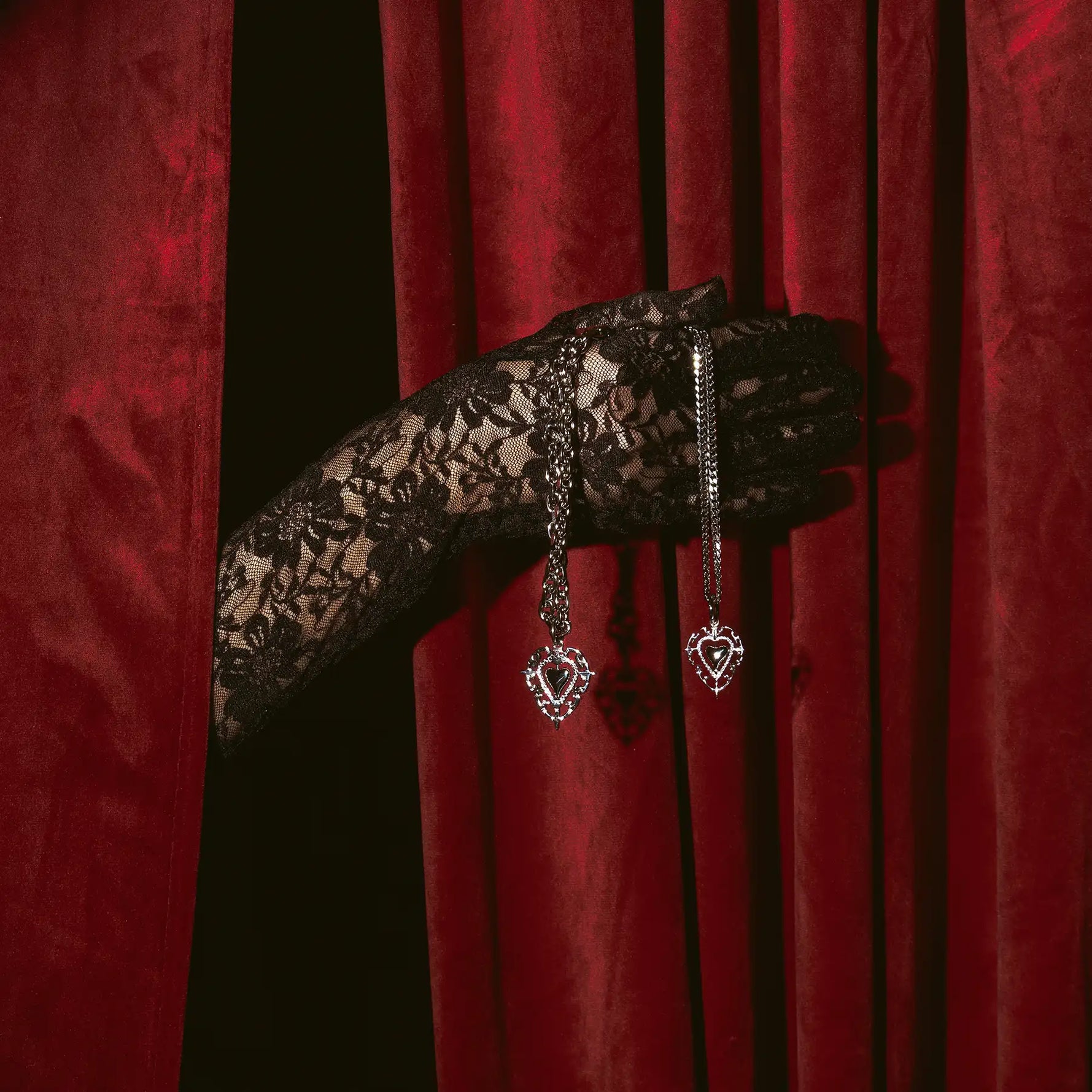 Antique Heart Pendant - Hard Jewelry™