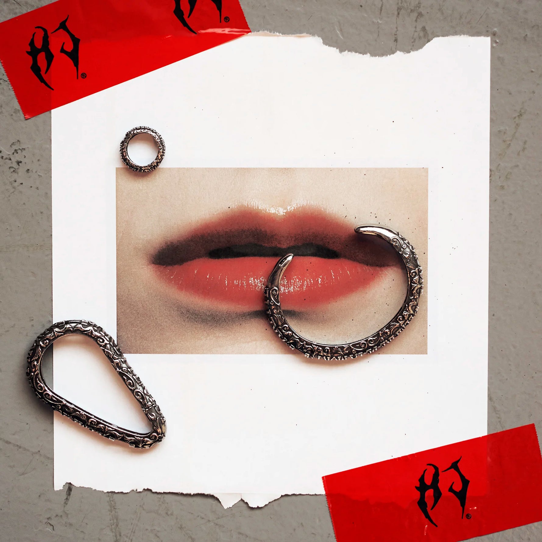 CATACOMBS CARABINER - Hard Jewelry™