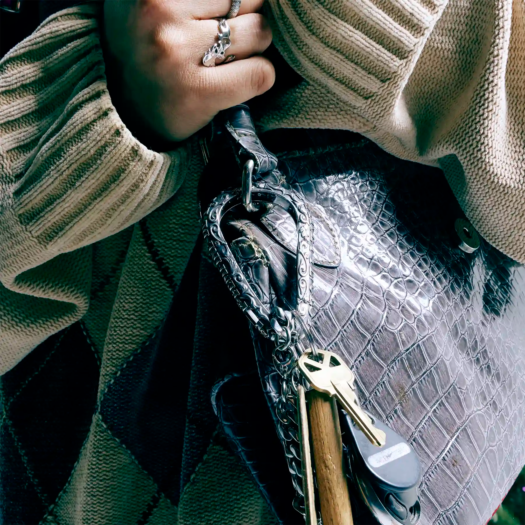 CATACOMBS CARABINER - Hard Jewelry™