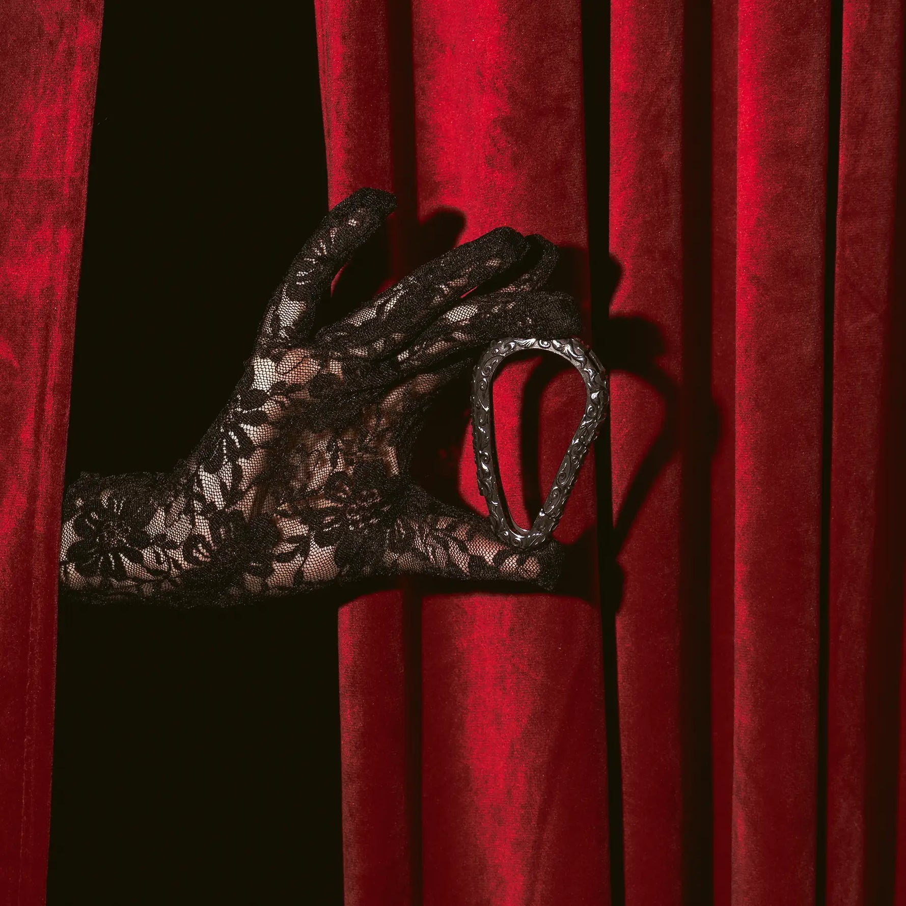 CATACOMBS CARABINER - Hard Jewelry™