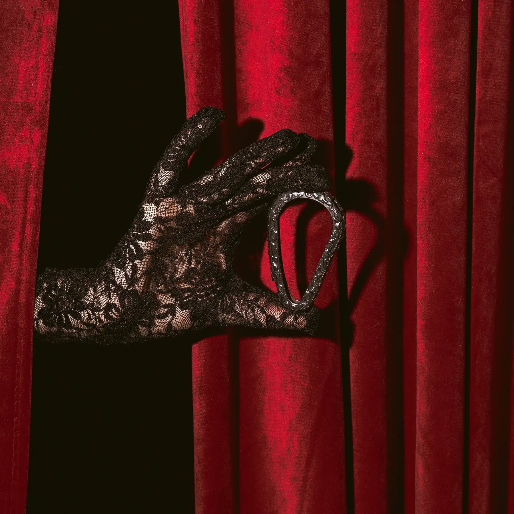 CATACOMBS CARABINER - Hard Jewelry™