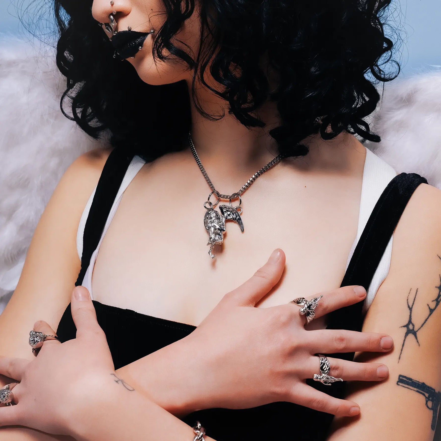 WEEPING ANGEL PENDANT - Hard Jewelry™