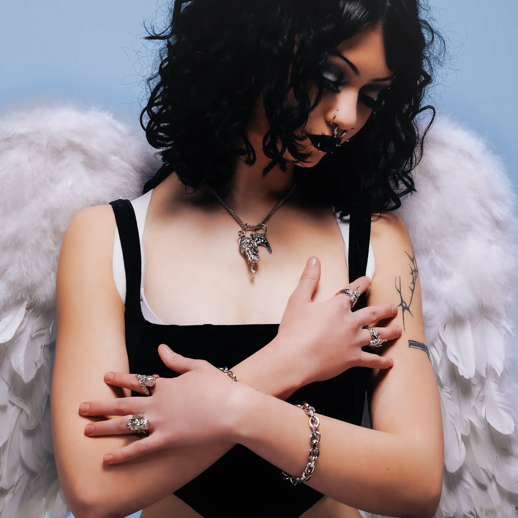 WEEPING ANGEL PENDANT - Hard Jewelry™